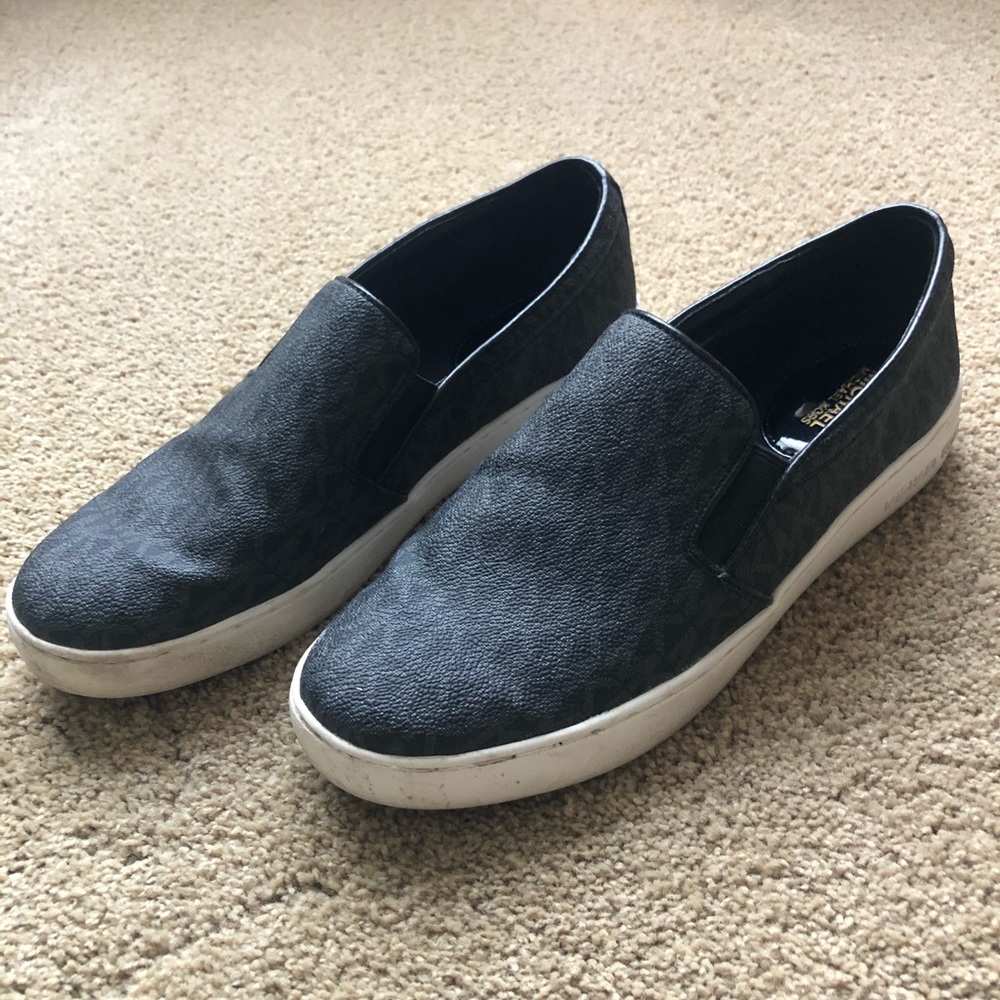 Slip on sneakers